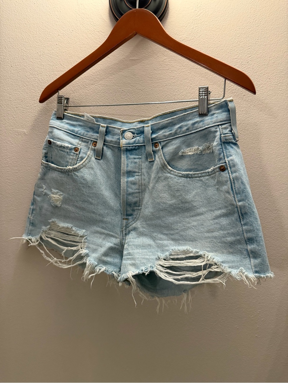 Levis 501 Original High Rise Distressed Denim Shorts Light Wash Blue W27